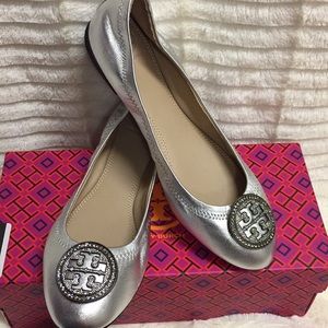 NEW Tory Burch Liana Flats - silver size 7M